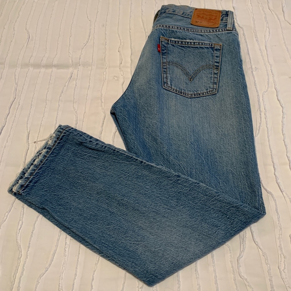 Levi Strauss 501 distressed boyfriend fit